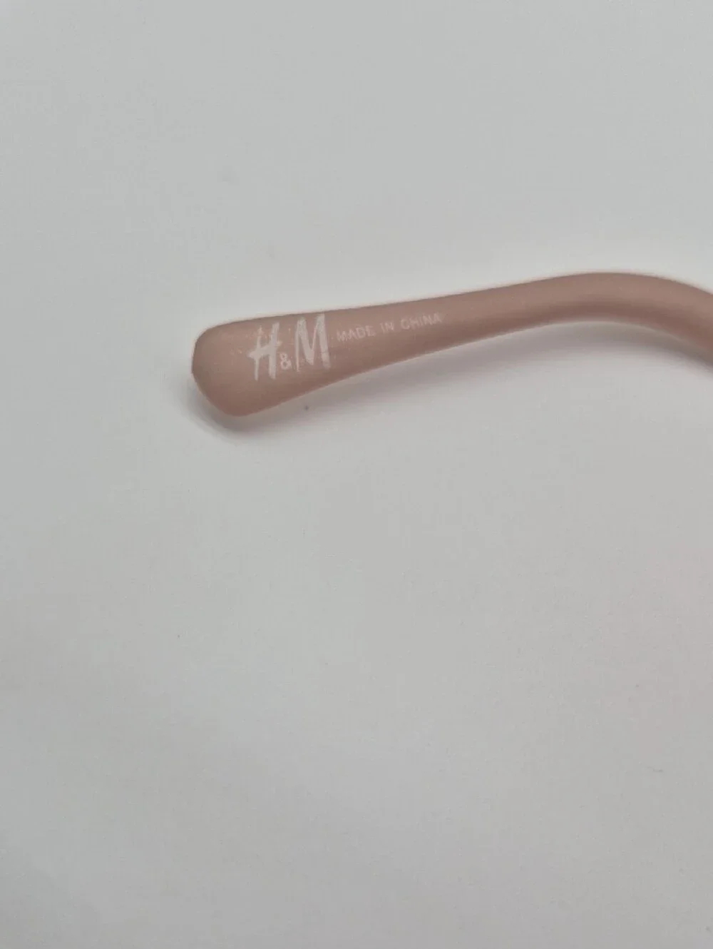 H&M Rose Gold Round Sunglasses with Purple Lenses